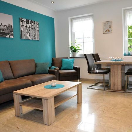Apartmenthaus Am Zimmerplatz Hofheim Exterior foto