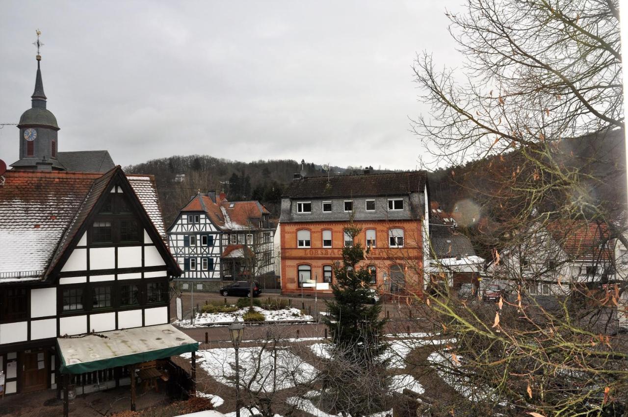 Apartmenthaus Am Zimmerplatz Hofheim Exterior foto