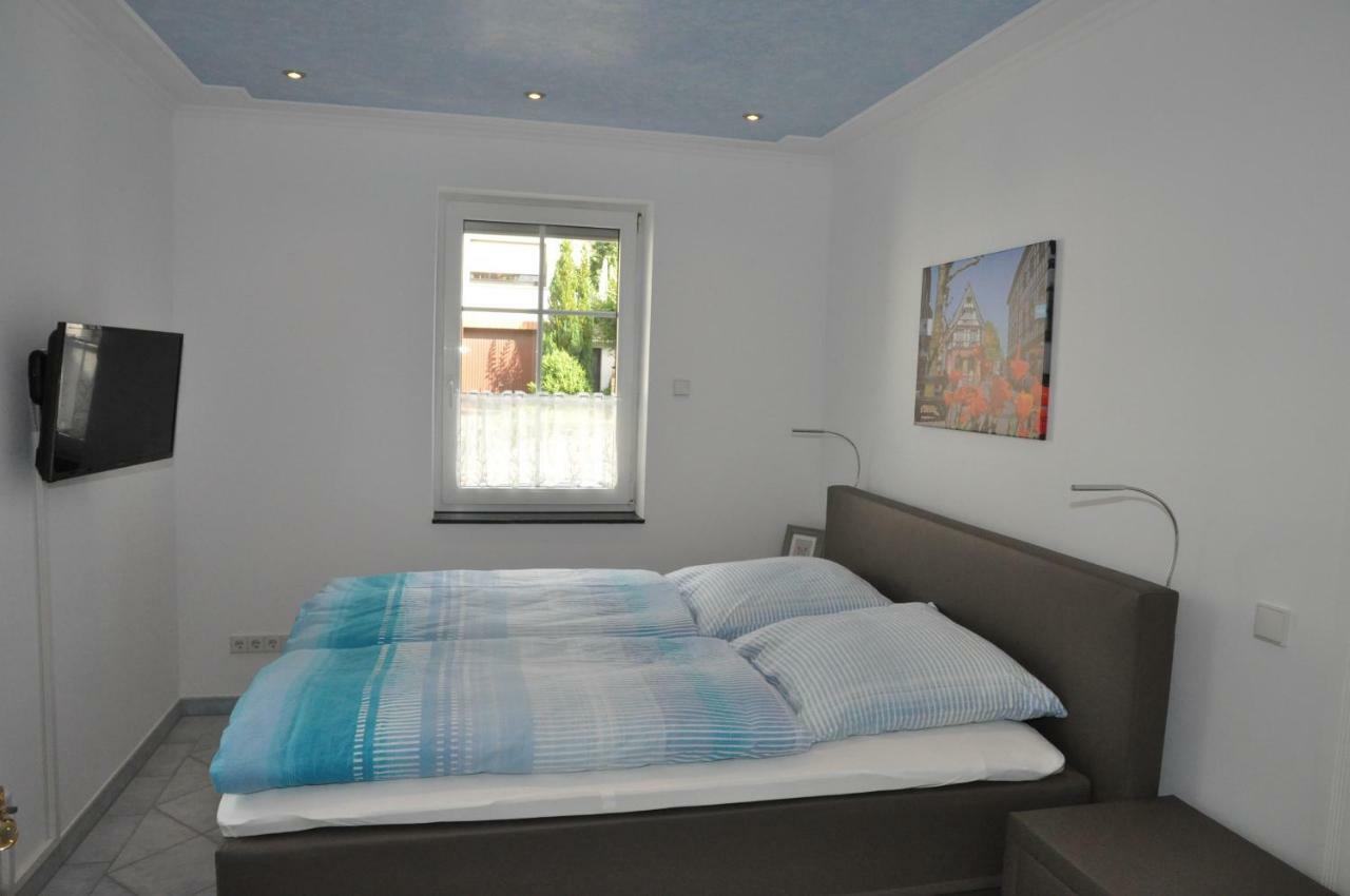 Apartmenthaus Am Zimmerplatz Hofheim Exterior foto